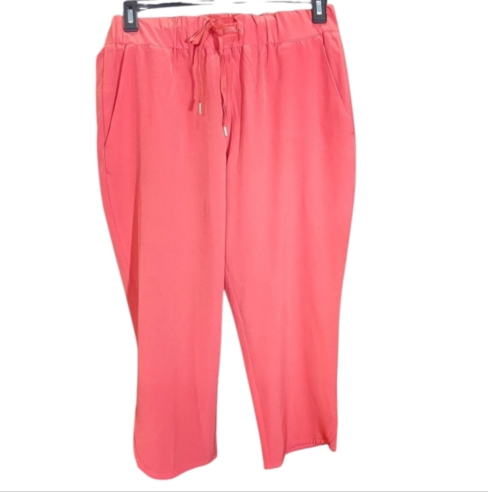 CHICO'S CROP PANTS